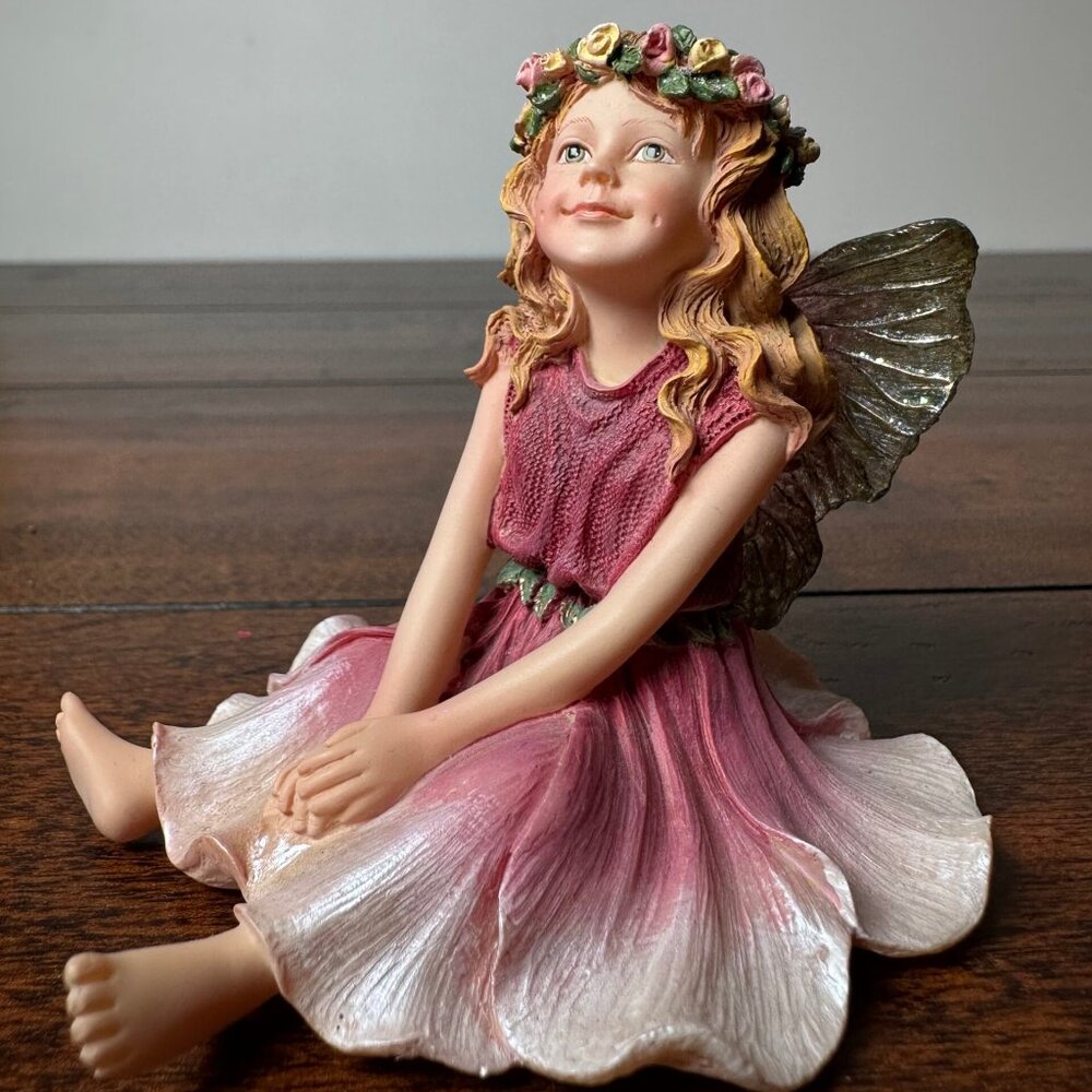 Boyds Collection Roselynn Faeriesilk Figurine - Fairy Figure